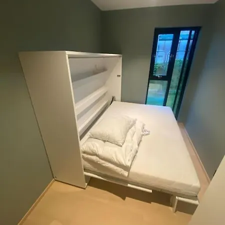 דירה Zen Den Haven
